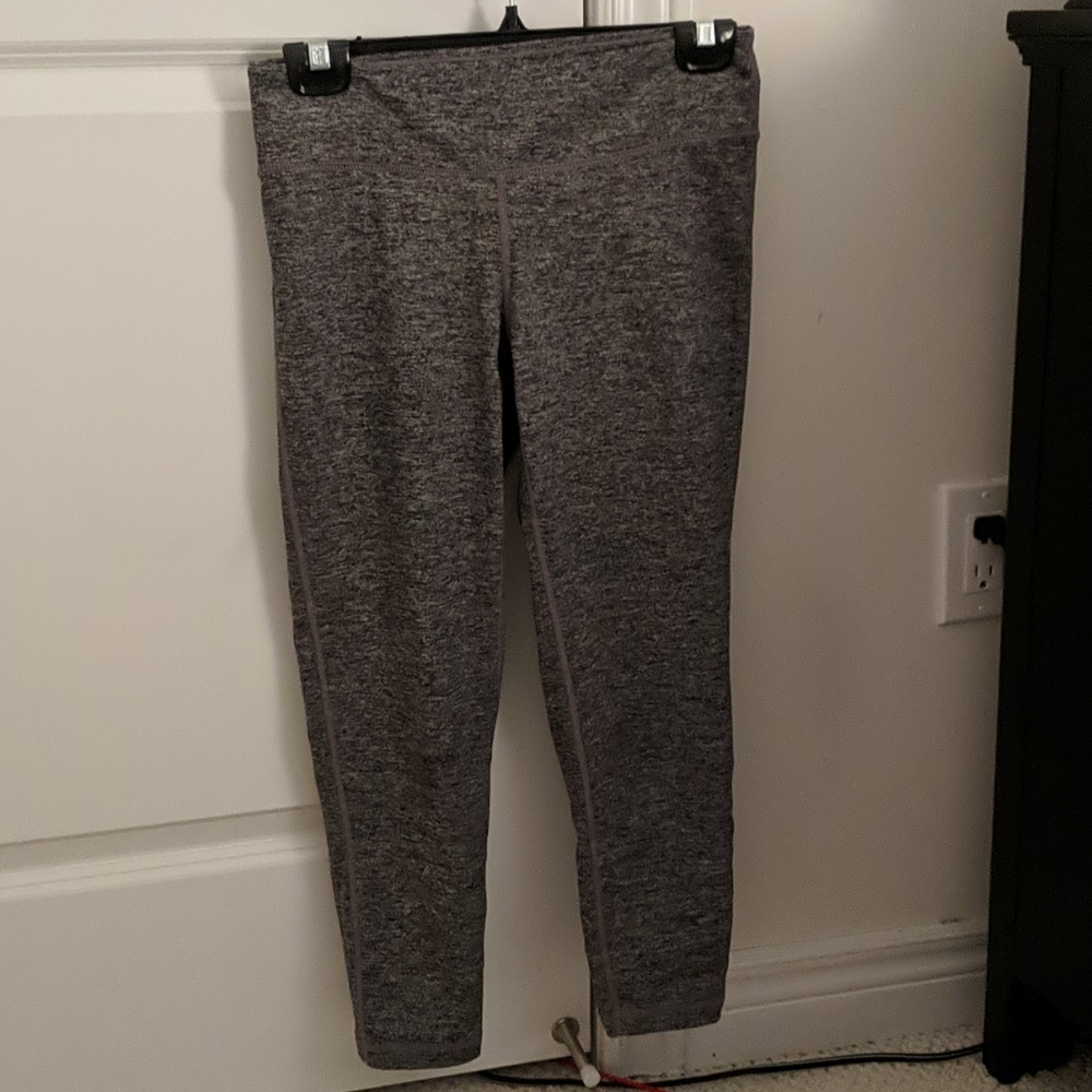 Aritzia leggings